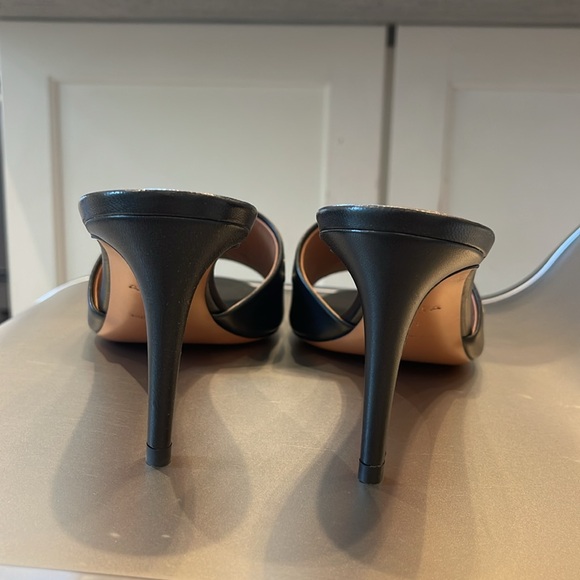 NIB ALAIA GROMMET LEATHER MULES 3” HEEL. 40/9 - Picture 6 of 9